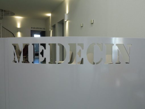 SALLE D’ATTENTE D’UN CABINET MÉDICAL